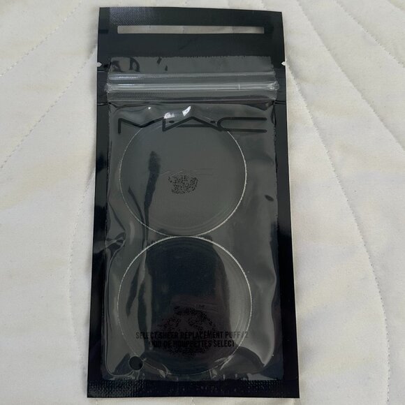MAC Select Sheer Replacement Puff - Picture 1 of 2